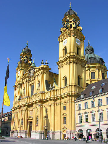 Fotos Theatinerkirche | München