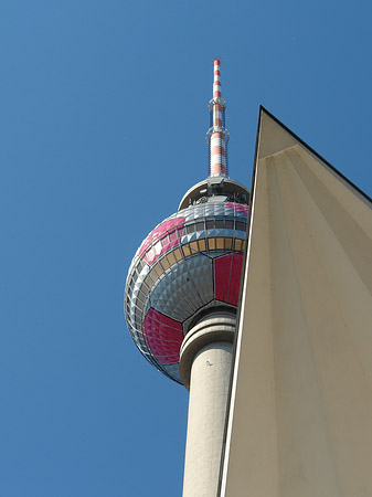Foto Fernsehturm mit Ecke - Berlin