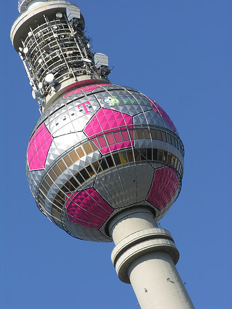 Fernsehturm Nahaufnahme Foto 