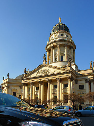 Deutscher Dom mit Mercedes Foto 