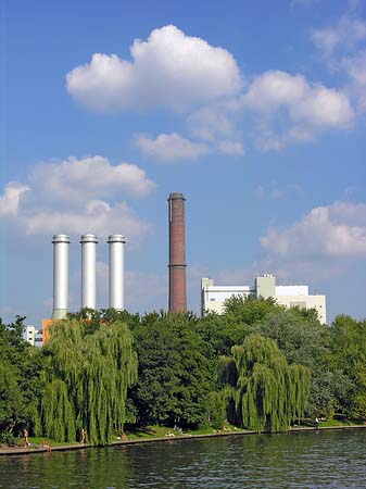 Foto Kraftwerk Charlottenburg-Schornstein - Berlin