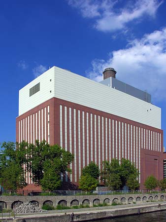 Foto Kraftwerk Charlottenburg-Schornsteine