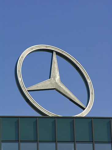 Mercedes-Stern