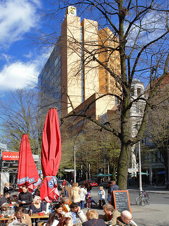 Straßencafé