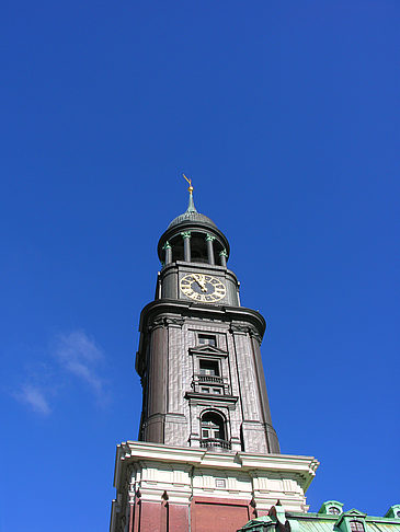 St. Michaelis Kirche - Turm Foto 