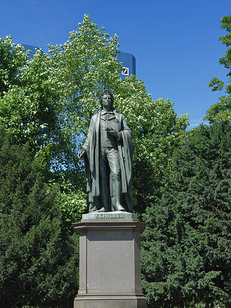 Fotos Statue von Schiller