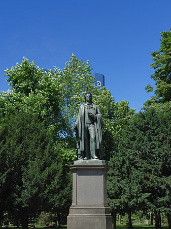 Foto Statue von Schiller