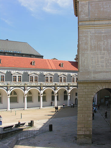 Foto Langer Gang am Stallhof