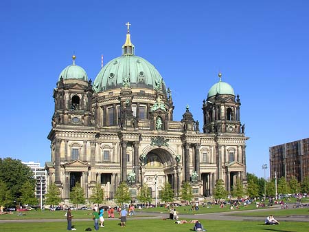 Lustgarten und Berliner Dom Fotos