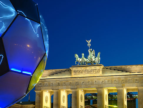 Brandenburger Tor bei Nacht