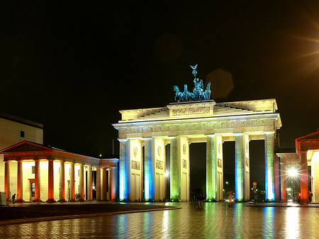 Brandenburger Tor bei Nacht Foto 