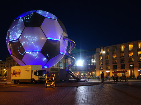 Brandenburger Tor zur Fußball WM 2006