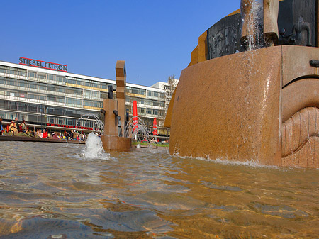 Fotos Weltkugelbrunnen | Berlin