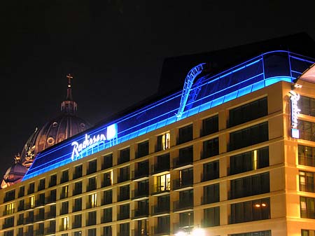 Foto Radisson bei Nacht - Berlin
