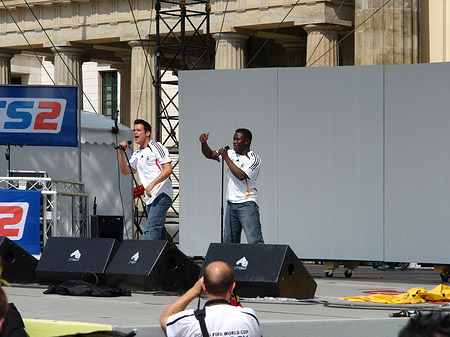 Fotos Bühne auf dem Fanfest