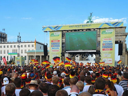 Showbühne am Brandenburger Tor Fotos