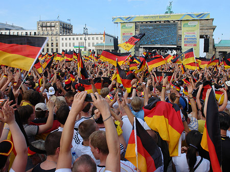 Fahnenmeer Foto 