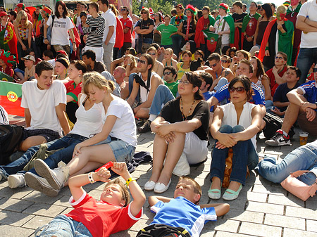 Fans am Brandenburger Tor