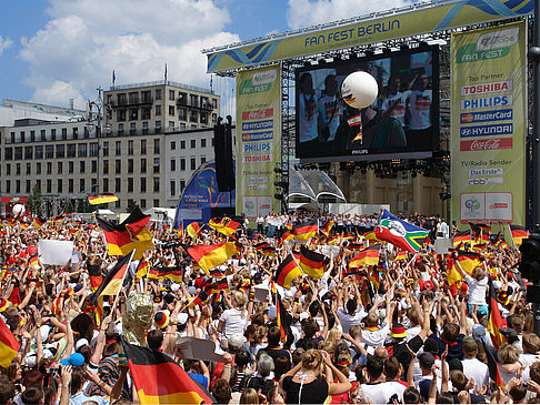 Leinwand und Fans Fotos