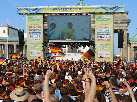 Leinwand und Fans Fotos