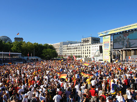 Fotos Fanmeile am Reichstag