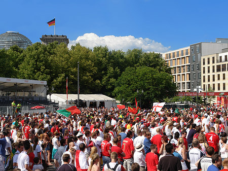 Fanmeile am Reichstag Foto 