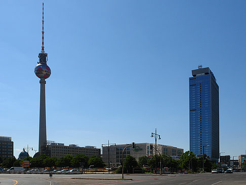 Fotos Fernsehturm von der Ostseite