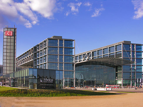 Blick auf den Hauptbahnhof Foto 