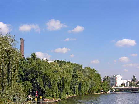 Foto Kraftwerk Charlottenburg-Schornstein