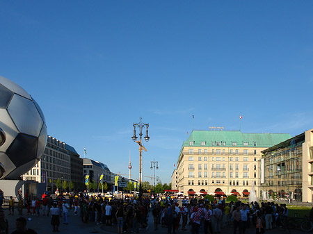 Foto Fussball Globus - Berlin