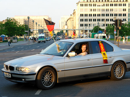 Fotos Autokorso am Potsdamer Platz | Berlin