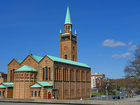 St. Matthäus Kirche Fotos