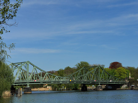 Glienicker Brücke