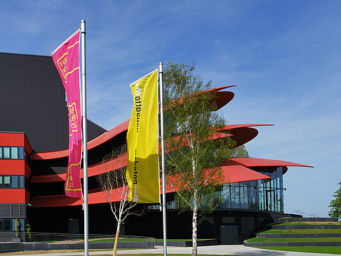 Foto Fahnen am Theater - Potsdam