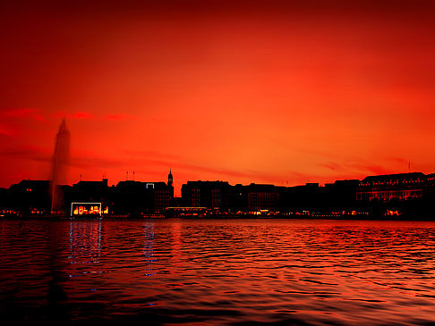 Binnenalster am Abend Foto 