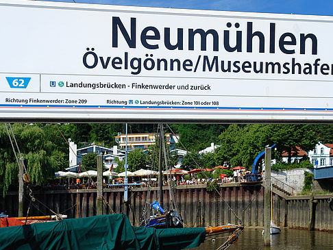 Anlegestelle Neumuehlen