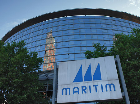 Foto Schild vor dem Maritimhotel
