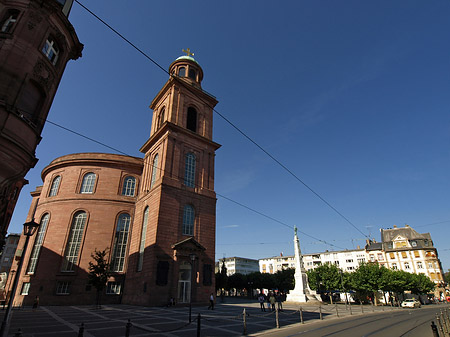 Fotos Paulskirche mit Straße | Frankfurt am Main