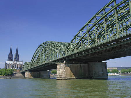 Fotos Hohenzollernbrücke am Kölner Dom
