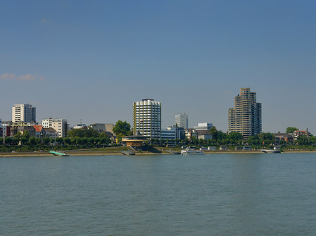 Konrad-Adenauer-Ufer